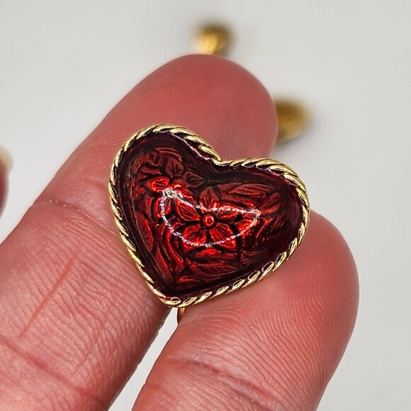 Avon Red Puffy Floral Heart With Gold-Tone Rope Trim Clip-on Earrings - Picture 7 of 9